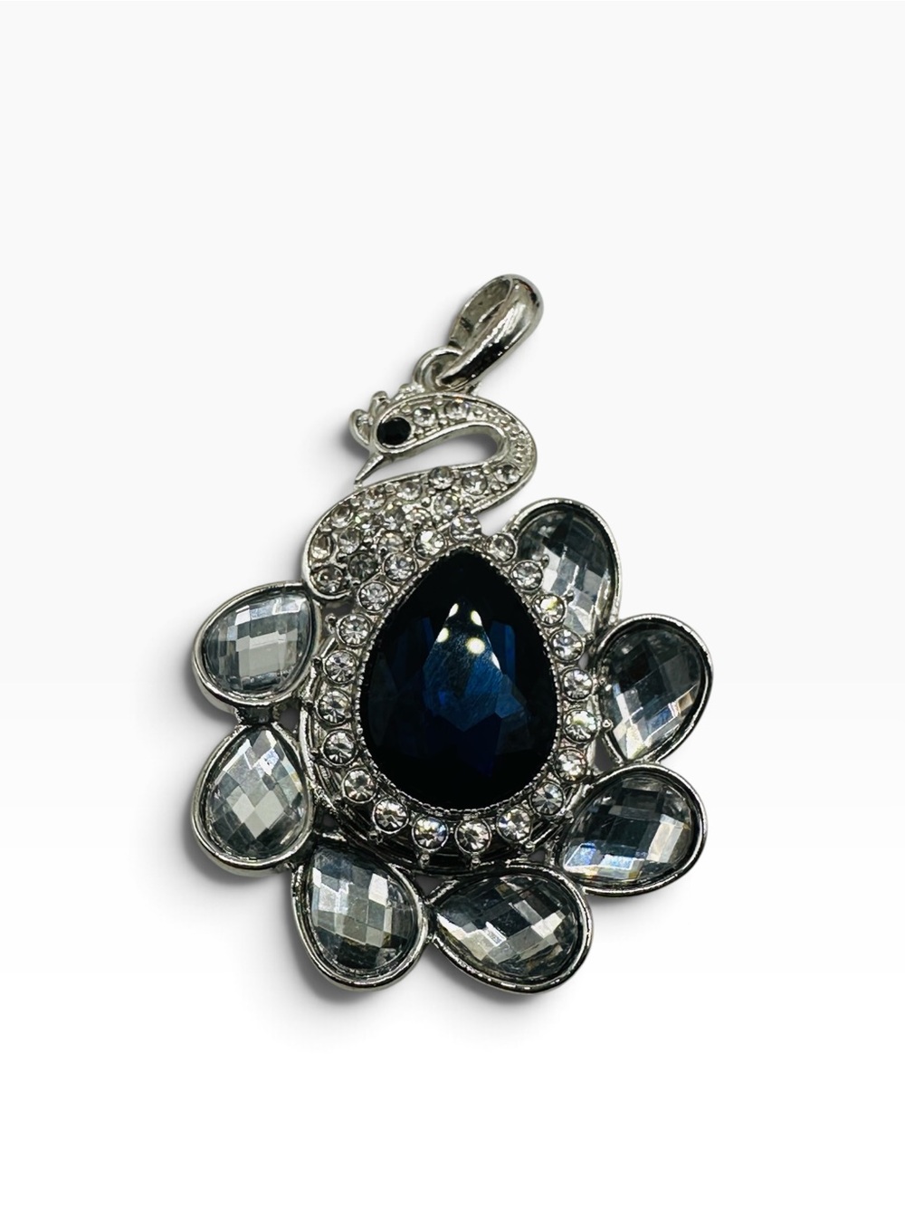 Snap Jewelry Peacock Pendant & 18mm Dazzling Blue Oval Ginger Snap Button! NWT